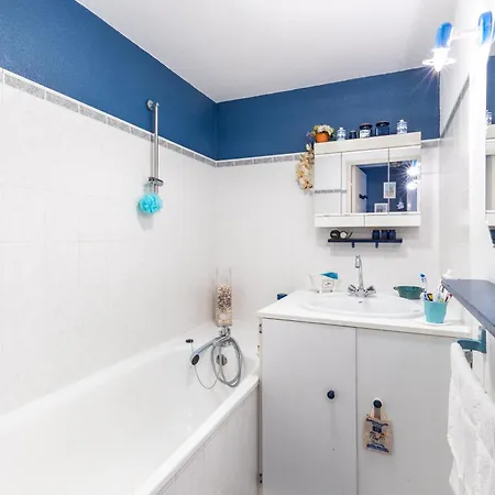 Le Nid De - A 300m Du Port 別荘 ノワールムーティエ